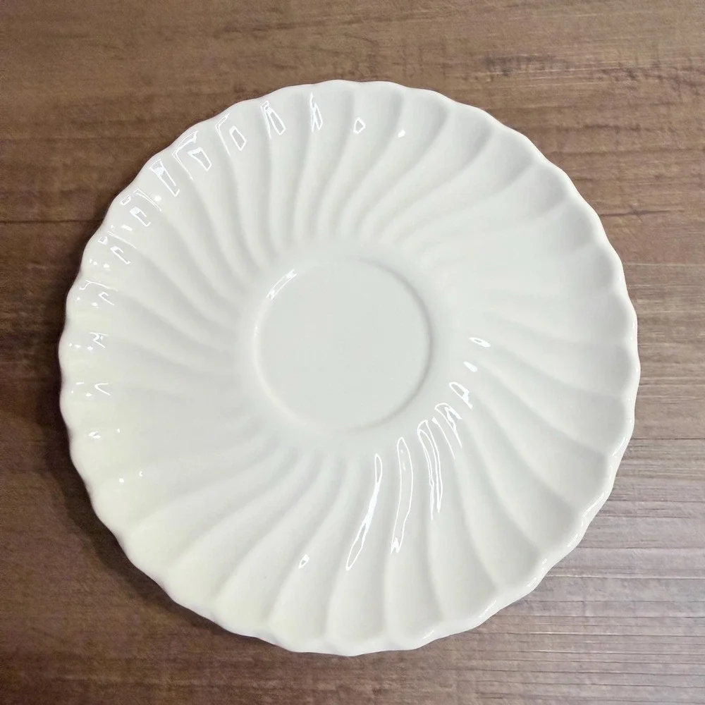 4 VTG Johnson Brothers Snowhite Regency White Teacups Saucers Swirl Coffee Cups